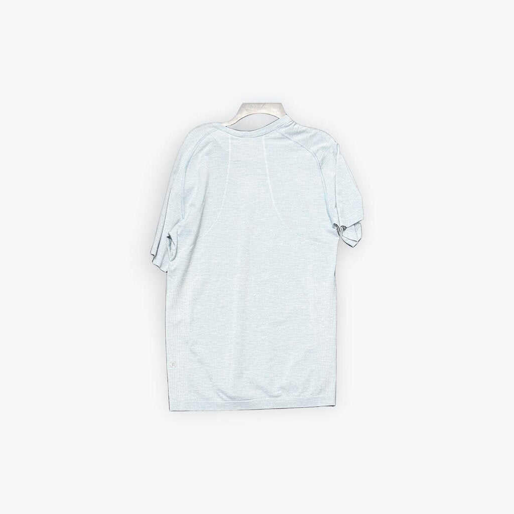 LULULEMON TOP SIZE MED BLUE