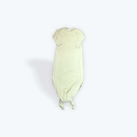 gown