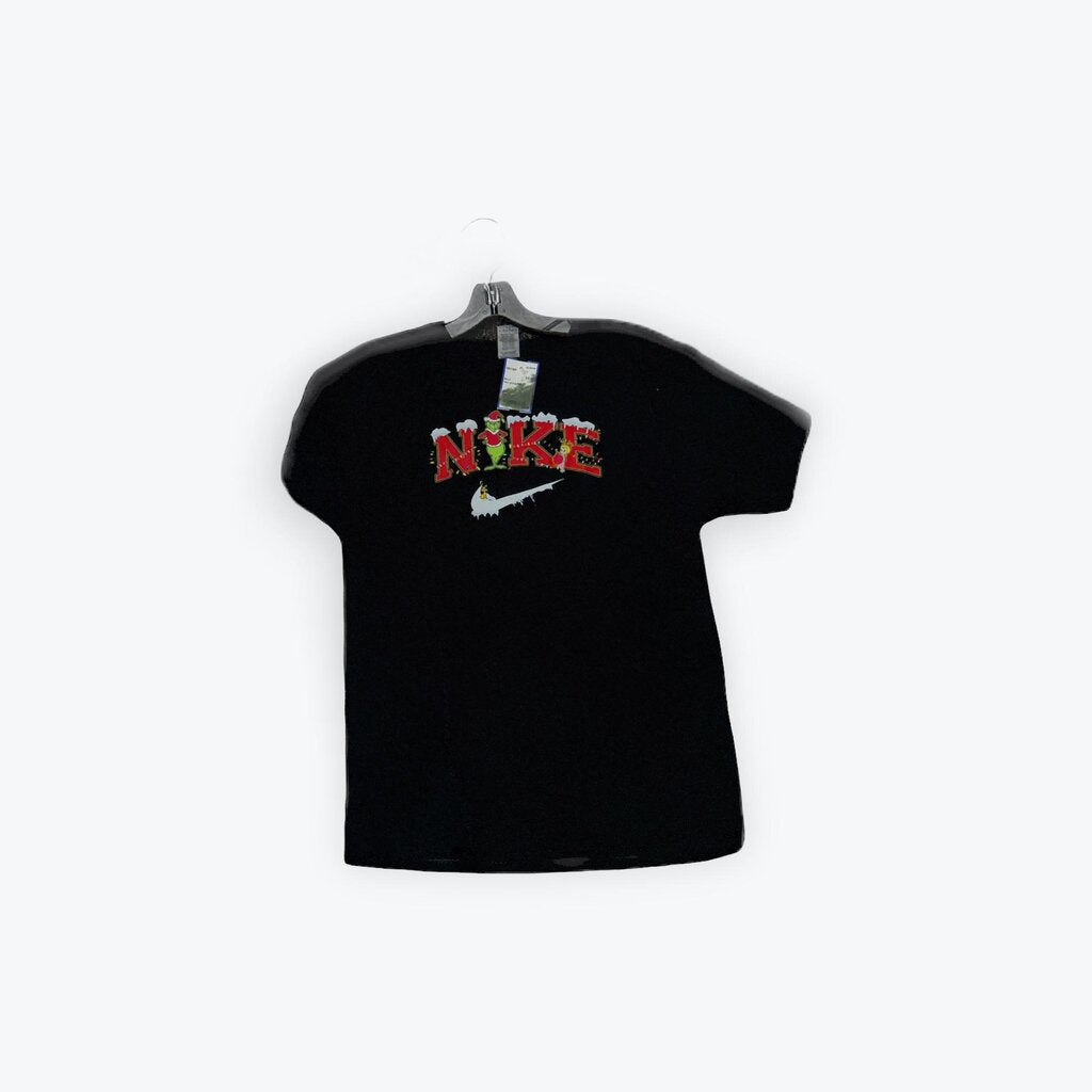 nike grinch tee