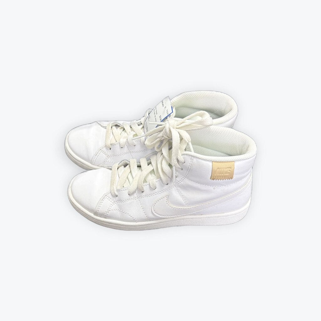 nike high top sneaker