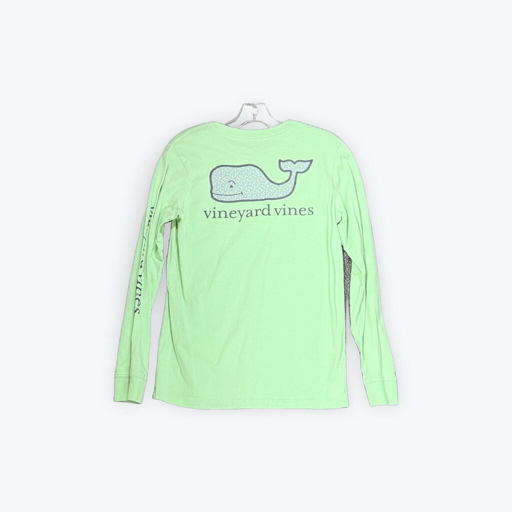vineyard vines tee