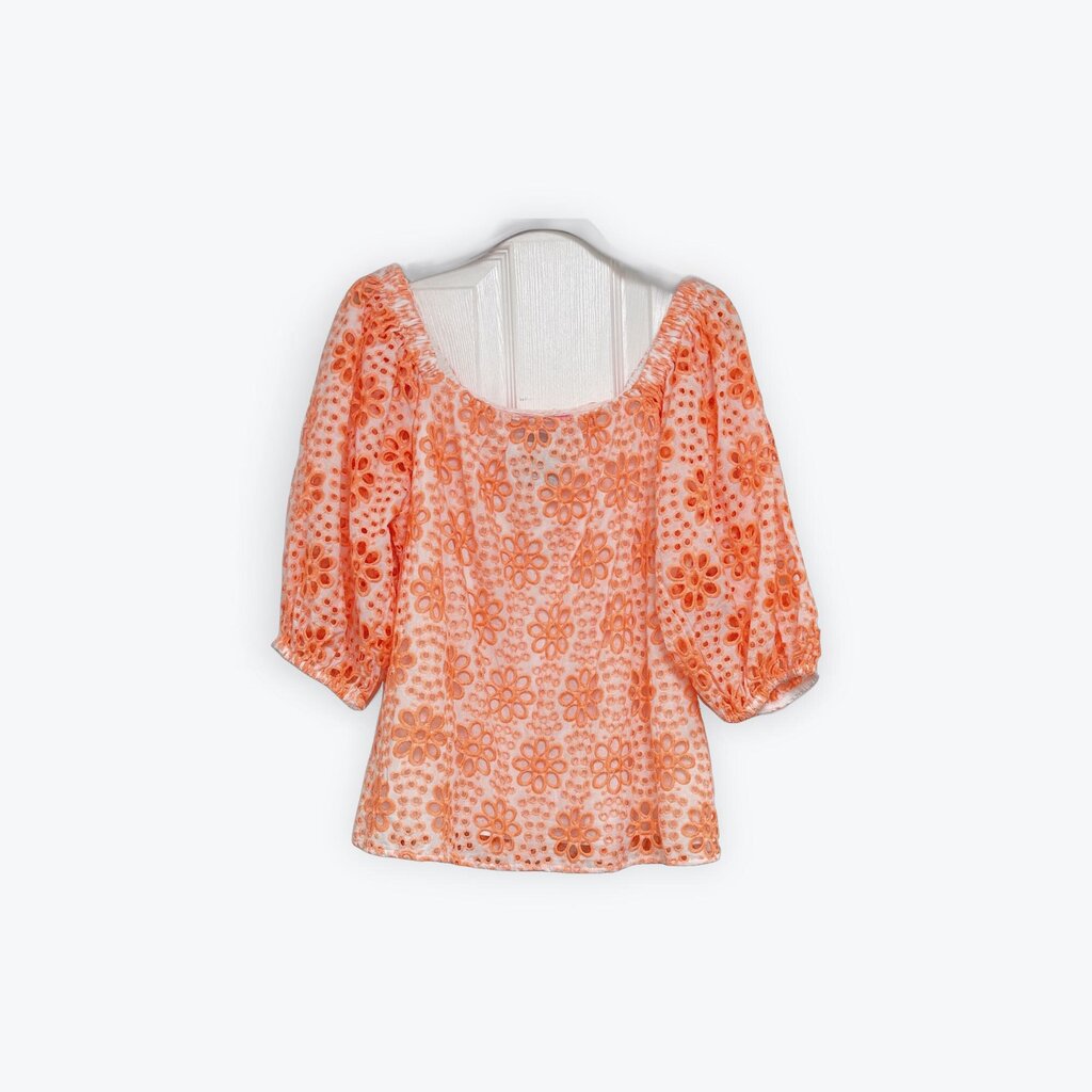 lilly top
