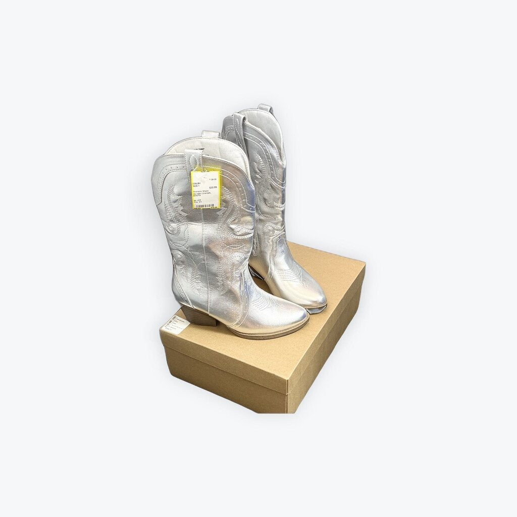 SILVER COWGIRL BOOTS