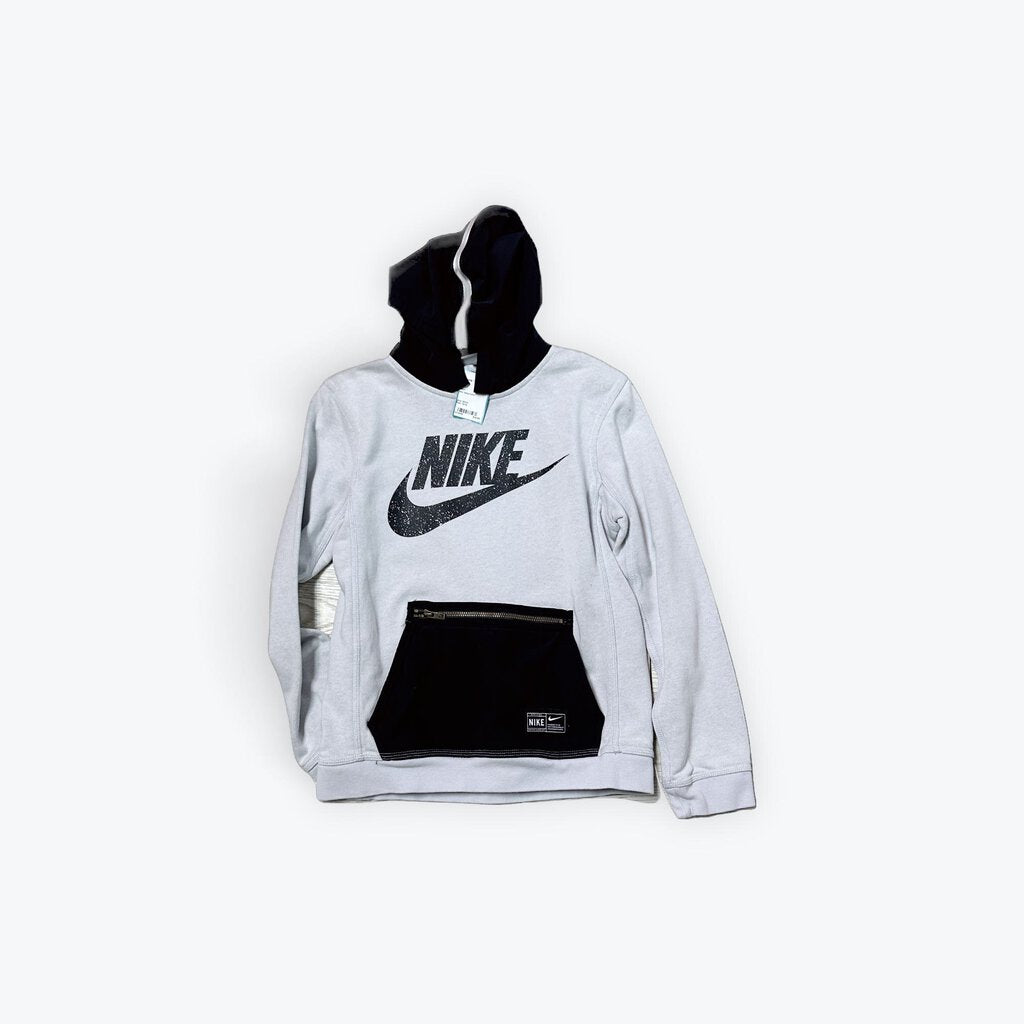 nike sweatshirt