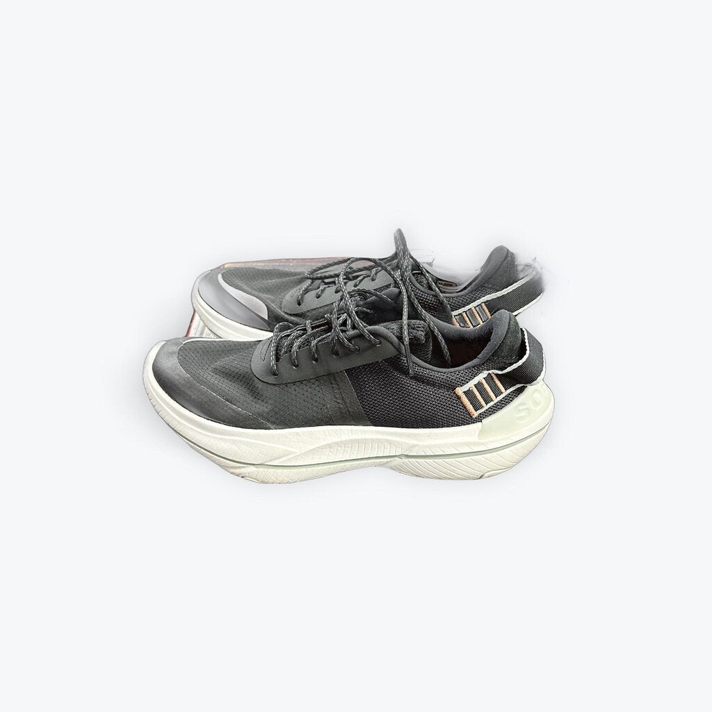 Sorel tennis shoes