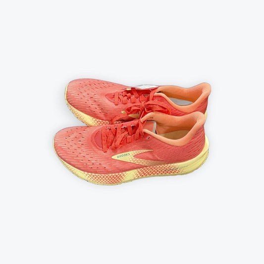 Brooks tennis shoes