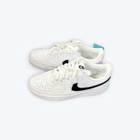 nike tennis shoes