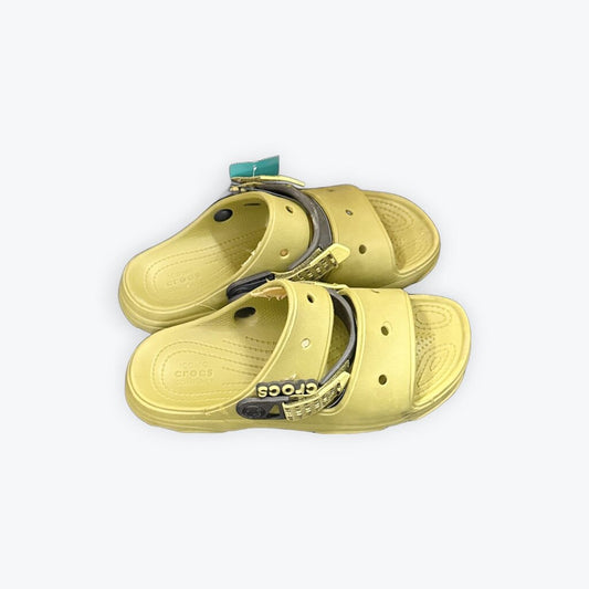 croc sandal