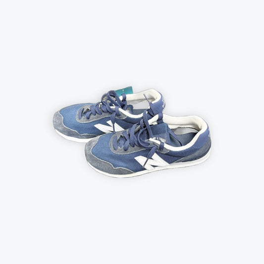 NEW BALANCE TENNIS SHOES