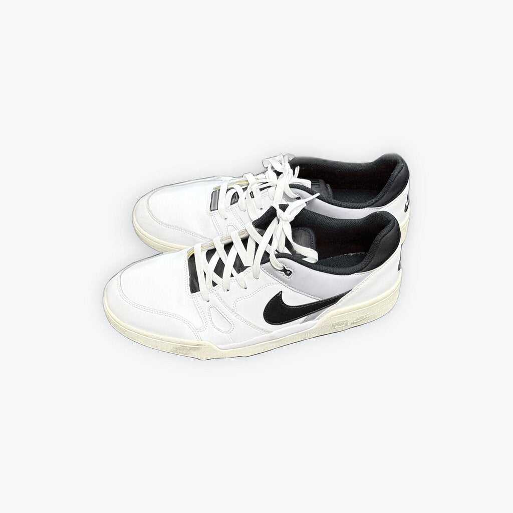 nike sneakers size 12