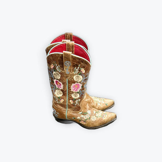 macie Bean floral cowgirl boots