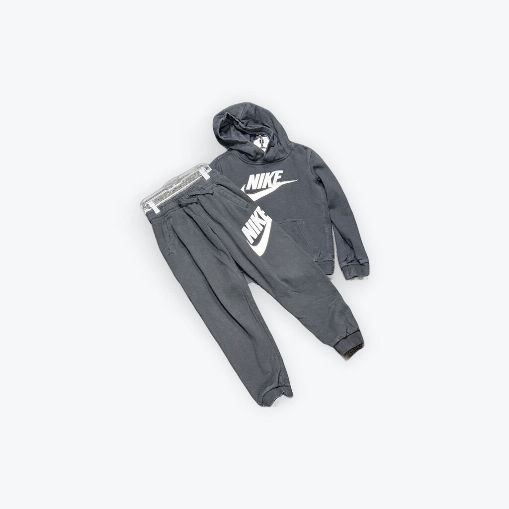 2 pc nike set