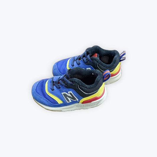 NEWBALANCE TENNIS SHOES