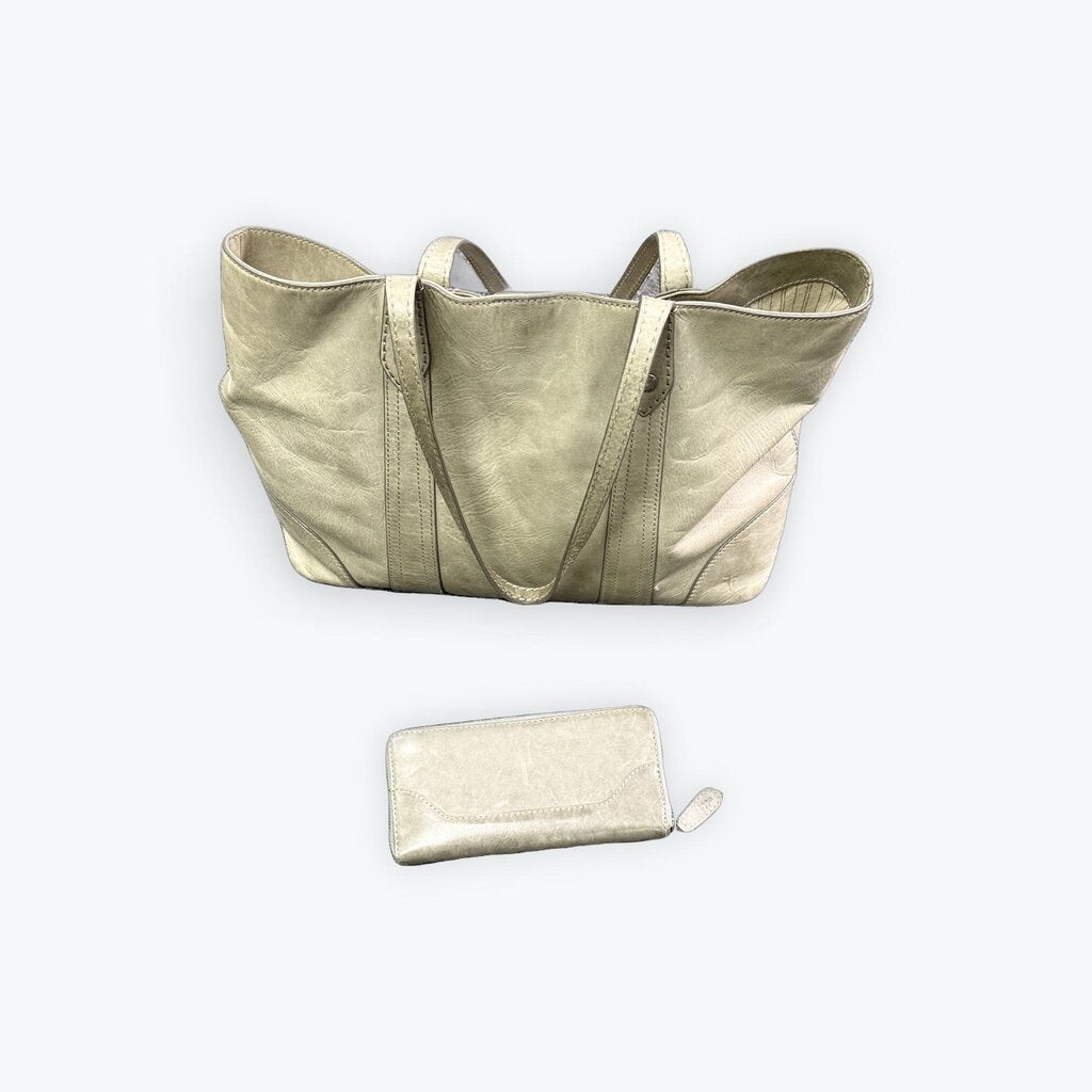 FRYE HANDBAG WITH WALLET