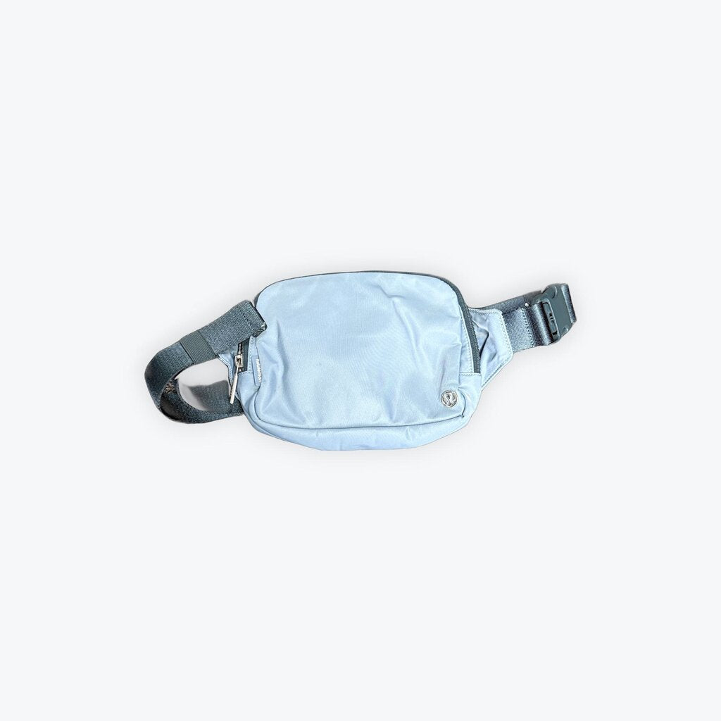 lululemon sling bag