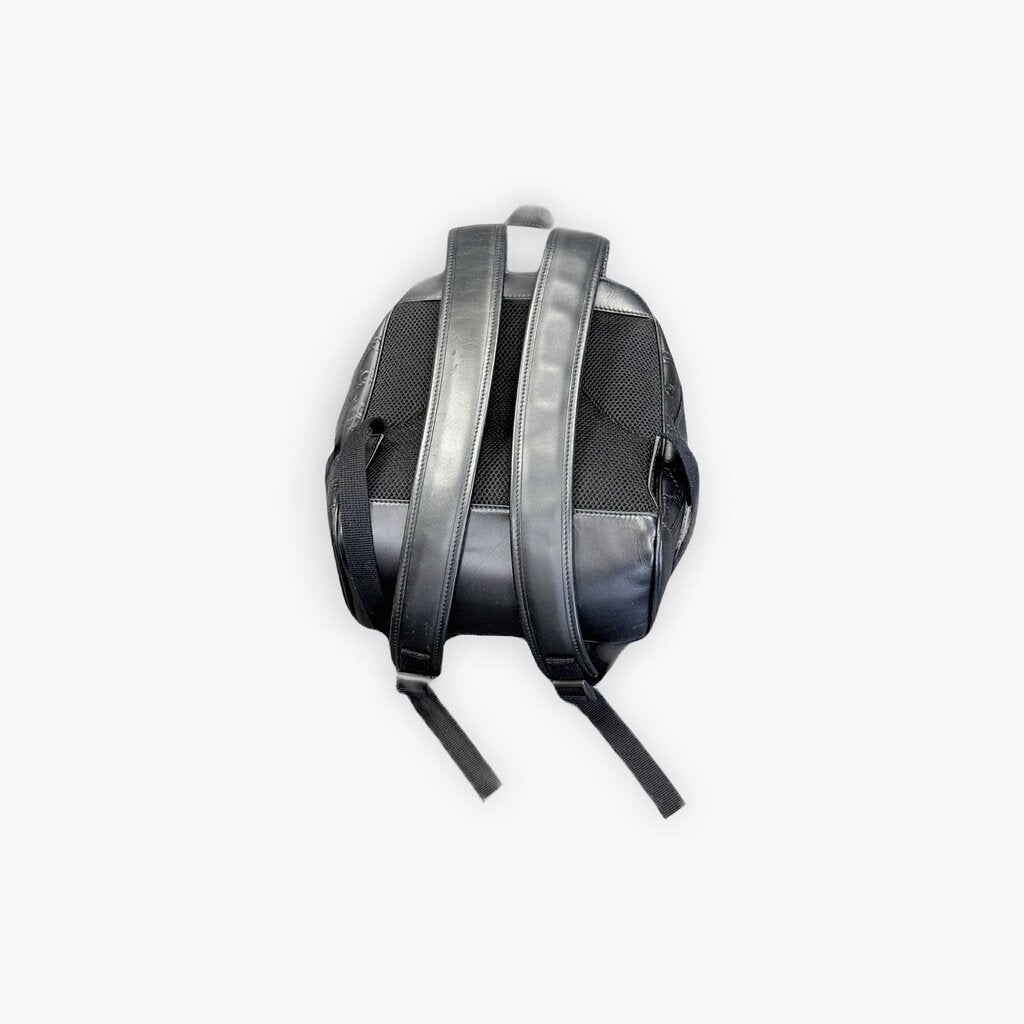 Authentic Gucci Signature leather backpack
