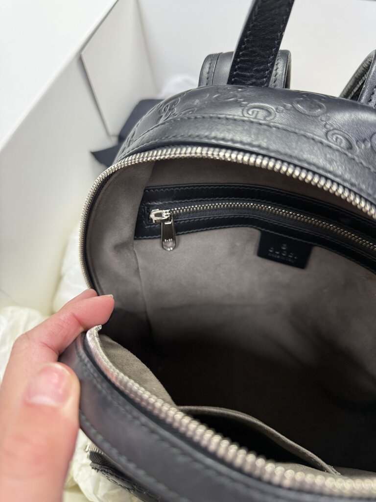 Authentic Gucci Signature leather backpack