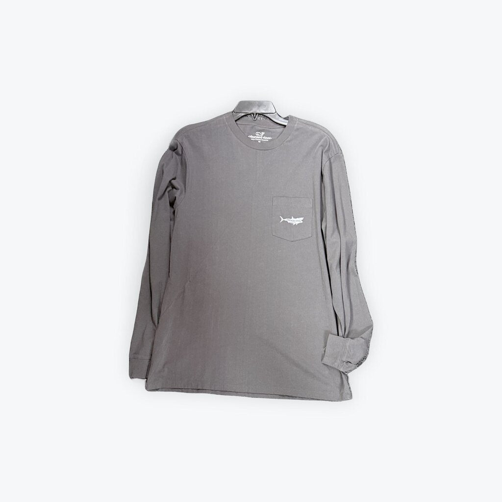 vineyard vines tee