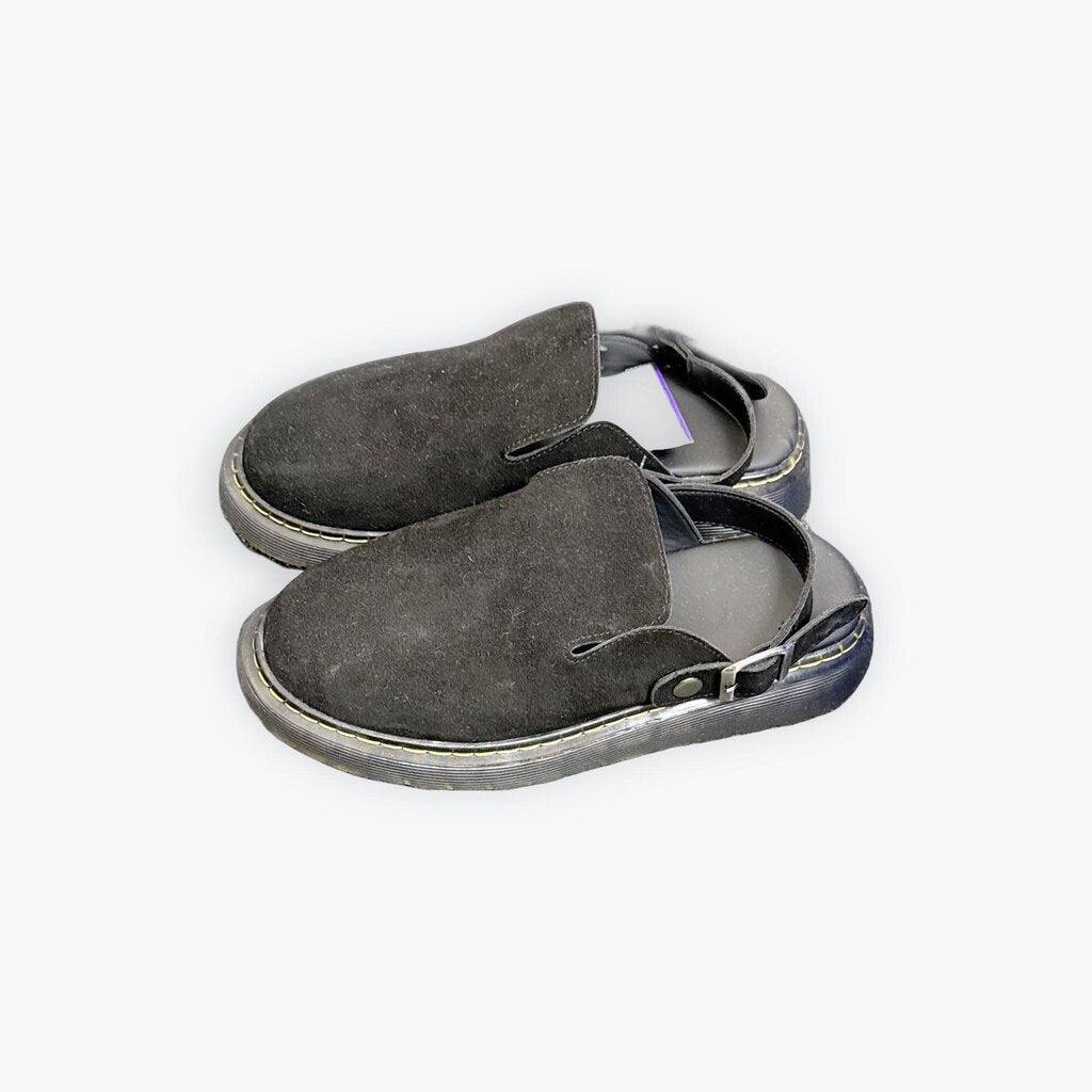 Slip ons