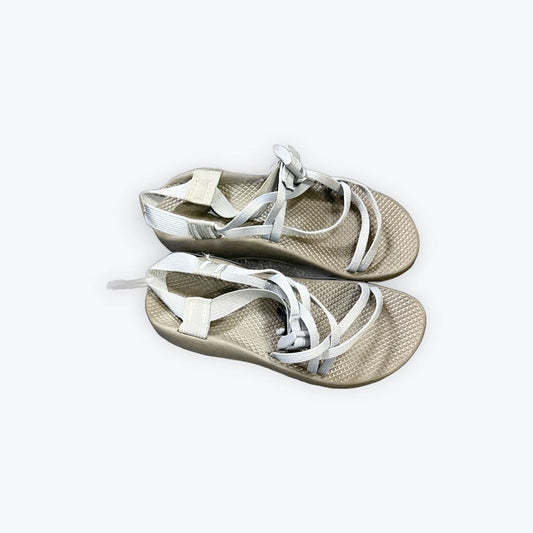 womens chacos