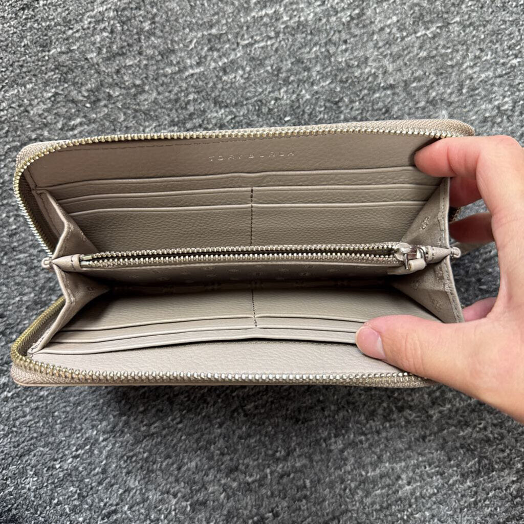 Tory burch handbag with wallet