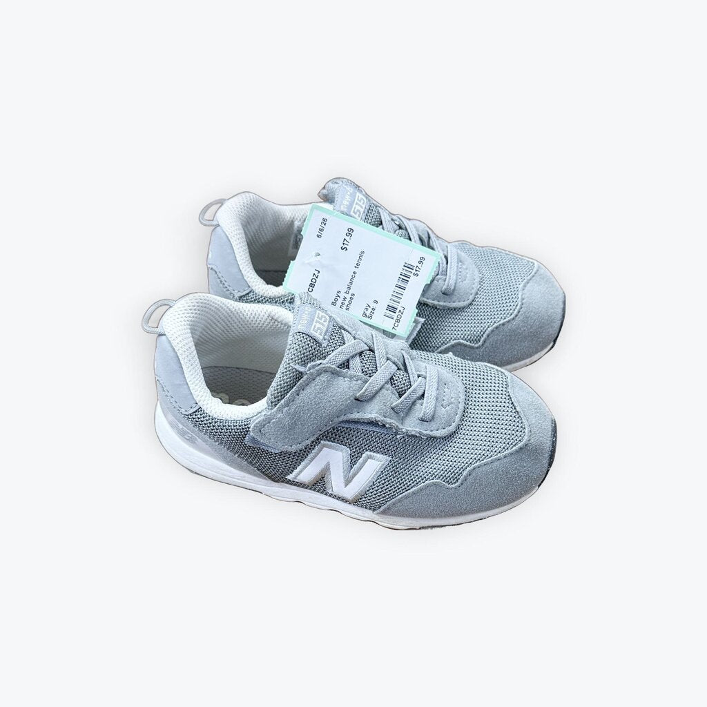 new balance tennis shoes