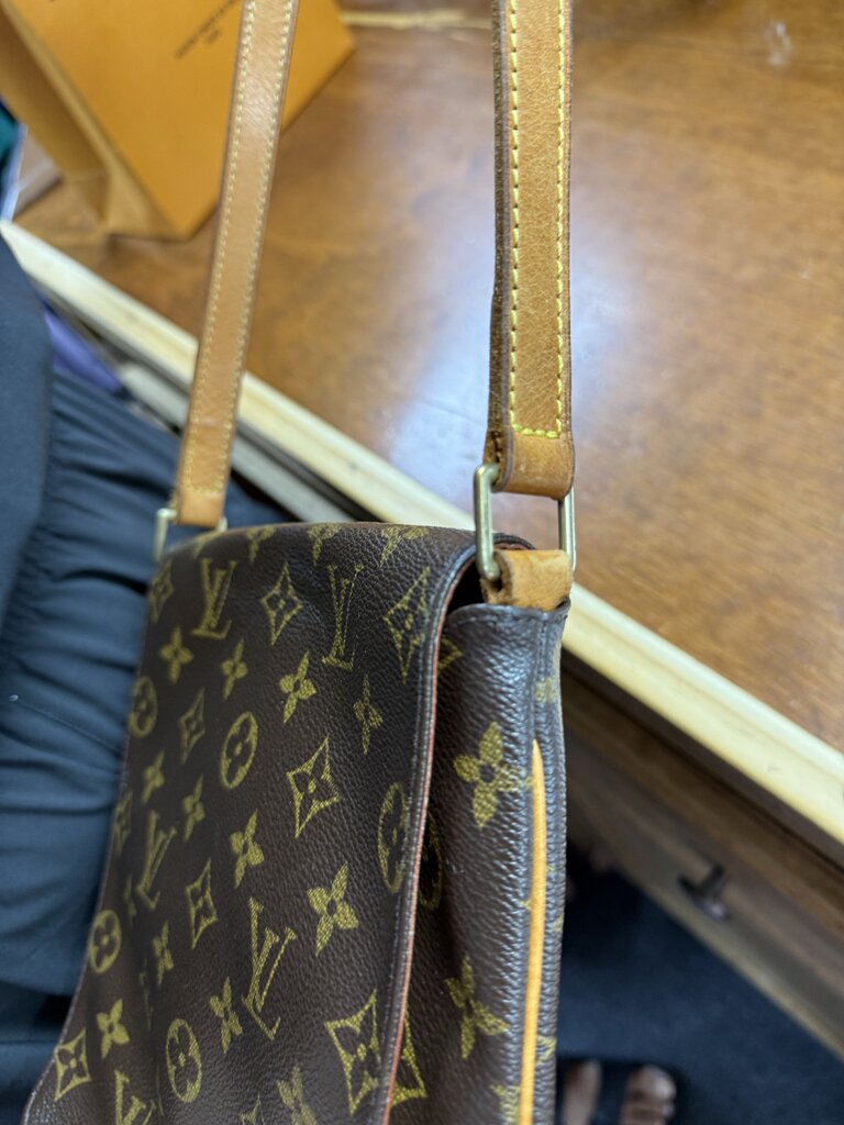 Authentic Louis Vuitton Crossbody