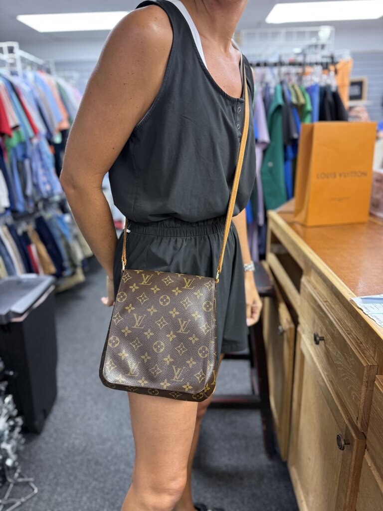 Authentic Louis Vuitton Crossbody