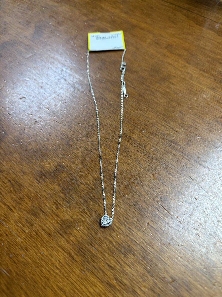 Pandora Elevated heart necklace