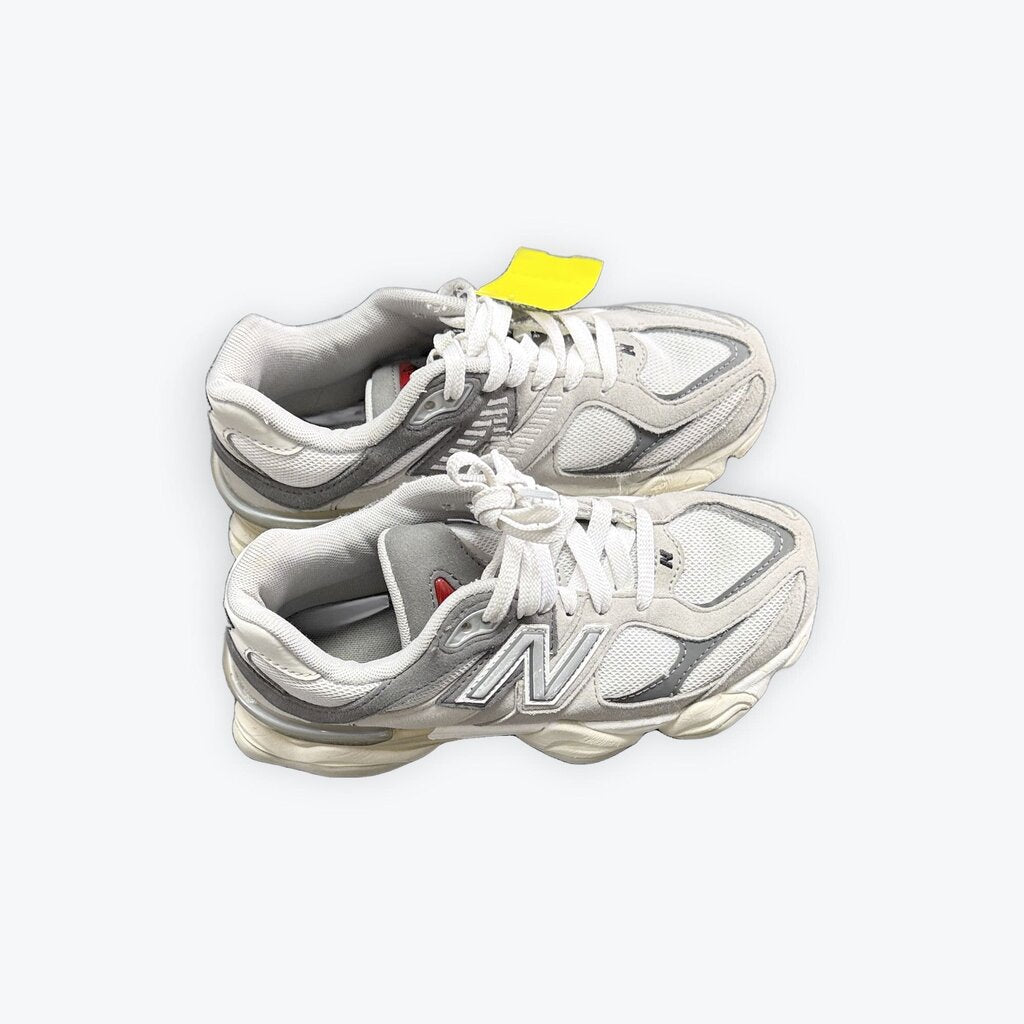 new balance tennis shoes