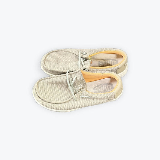 HEY DUDE SHOES