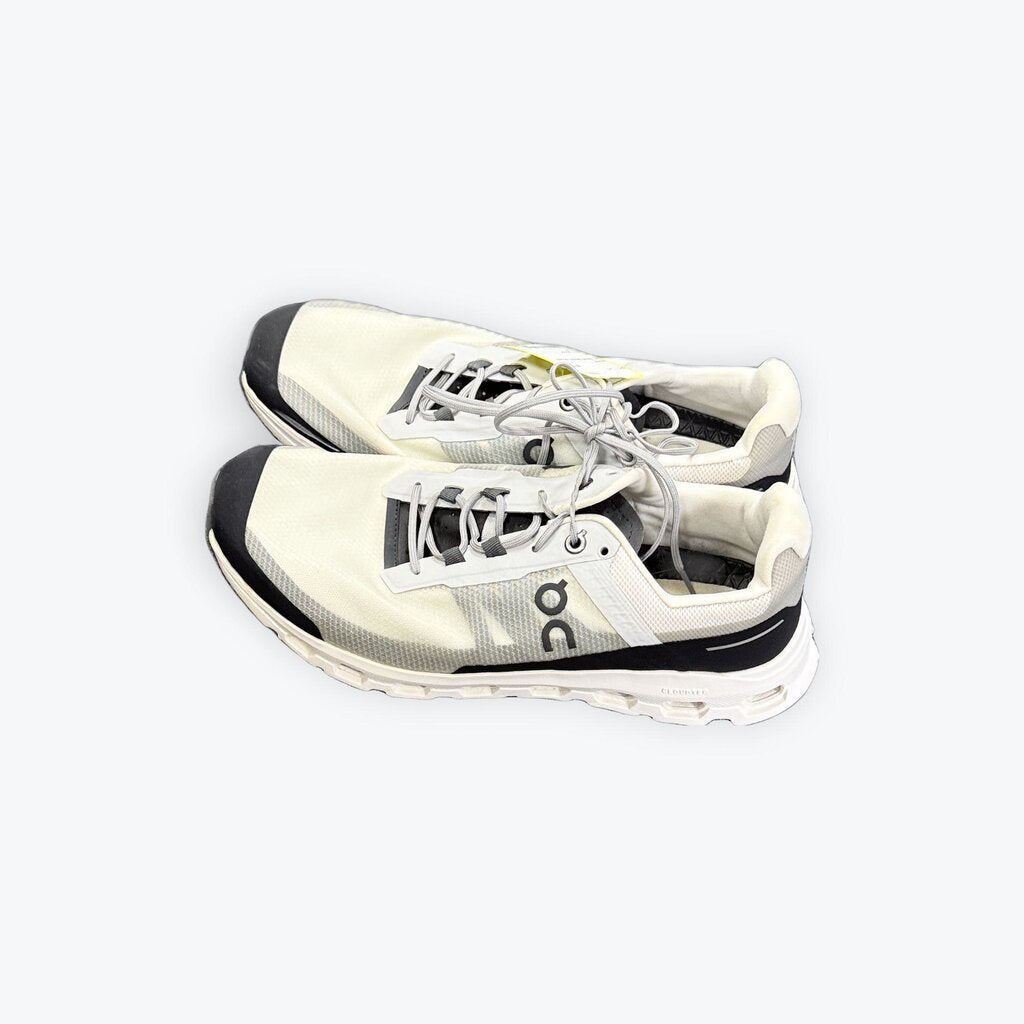 on cloud tennis shoes