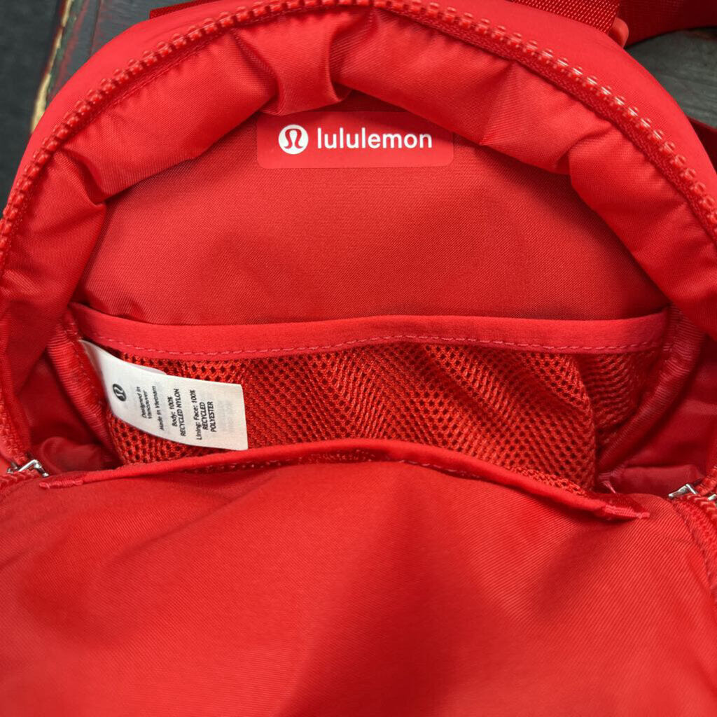luluLEMON BACKPACK MINI