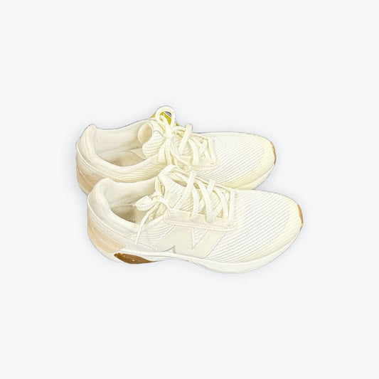 new balance tennis shoes