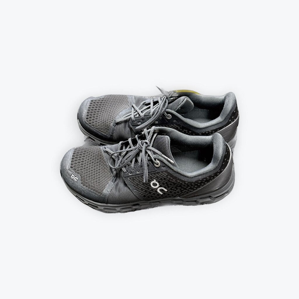 on cloud tennis shoes