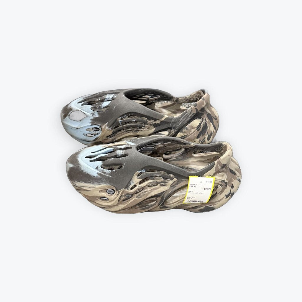 Yeezy slide shoe